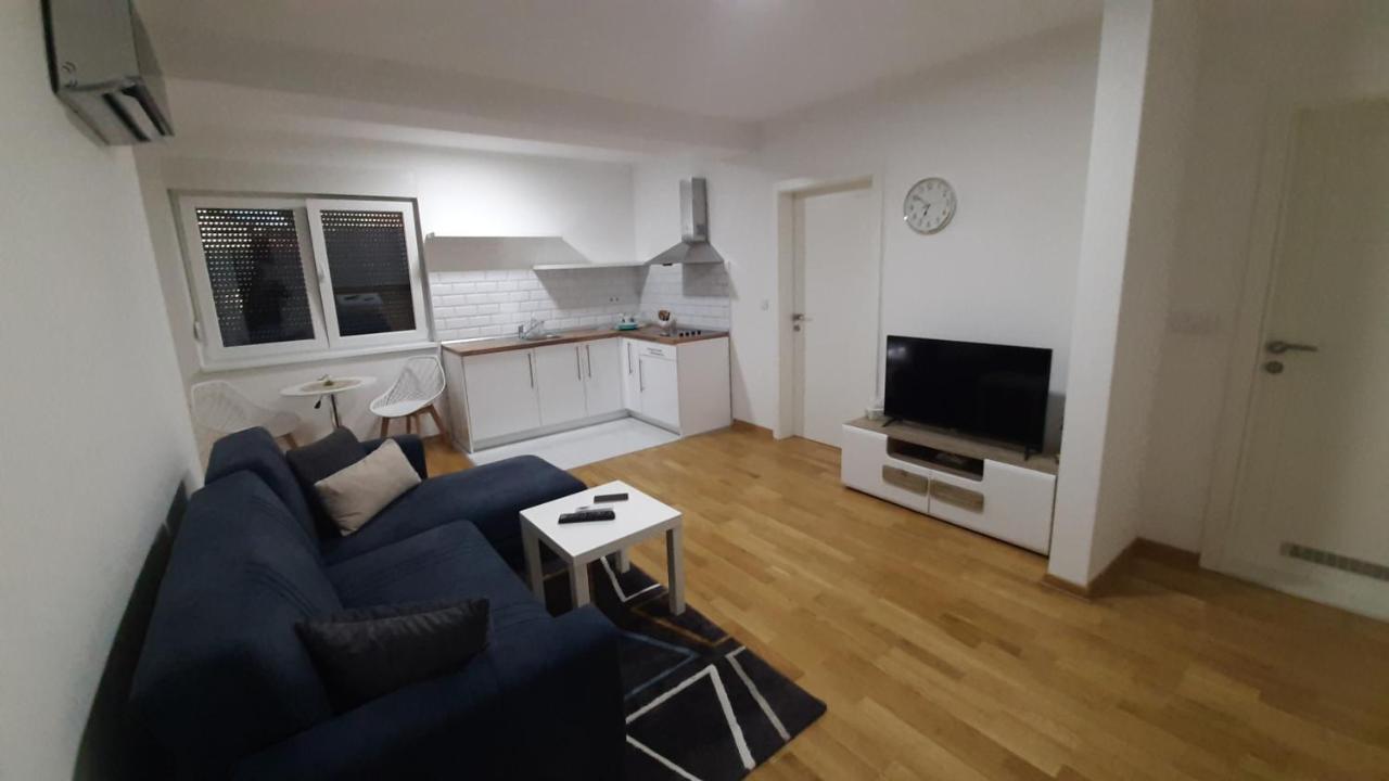 Apartman 222 Brčko Exterior foto