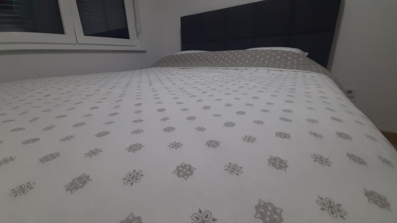 Apartman 222 Brčko Exterior foto